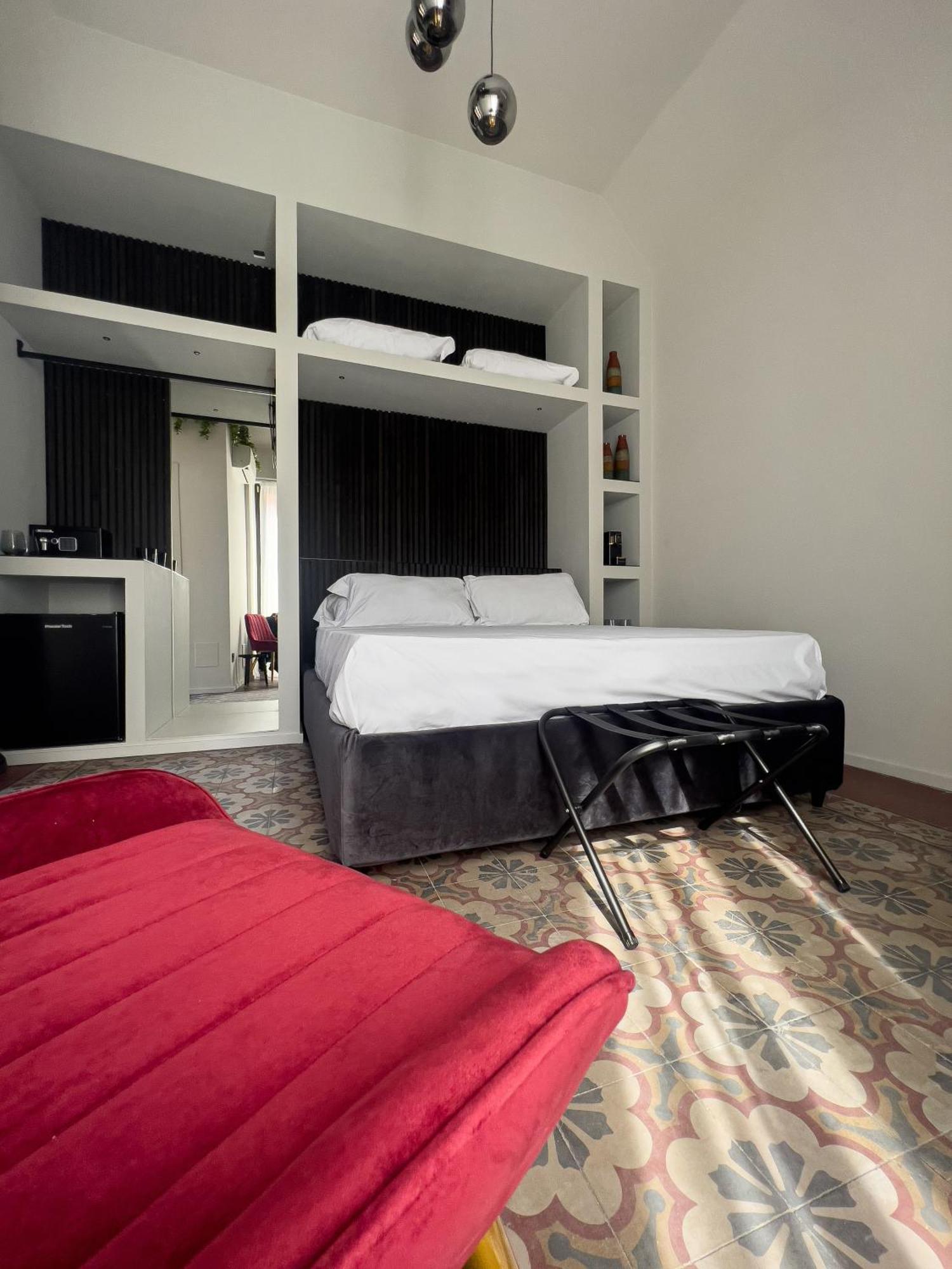 Vicolo San Gaetano -Luxury Rooms- คาตาเนีย ภายนอก รูปภาพ