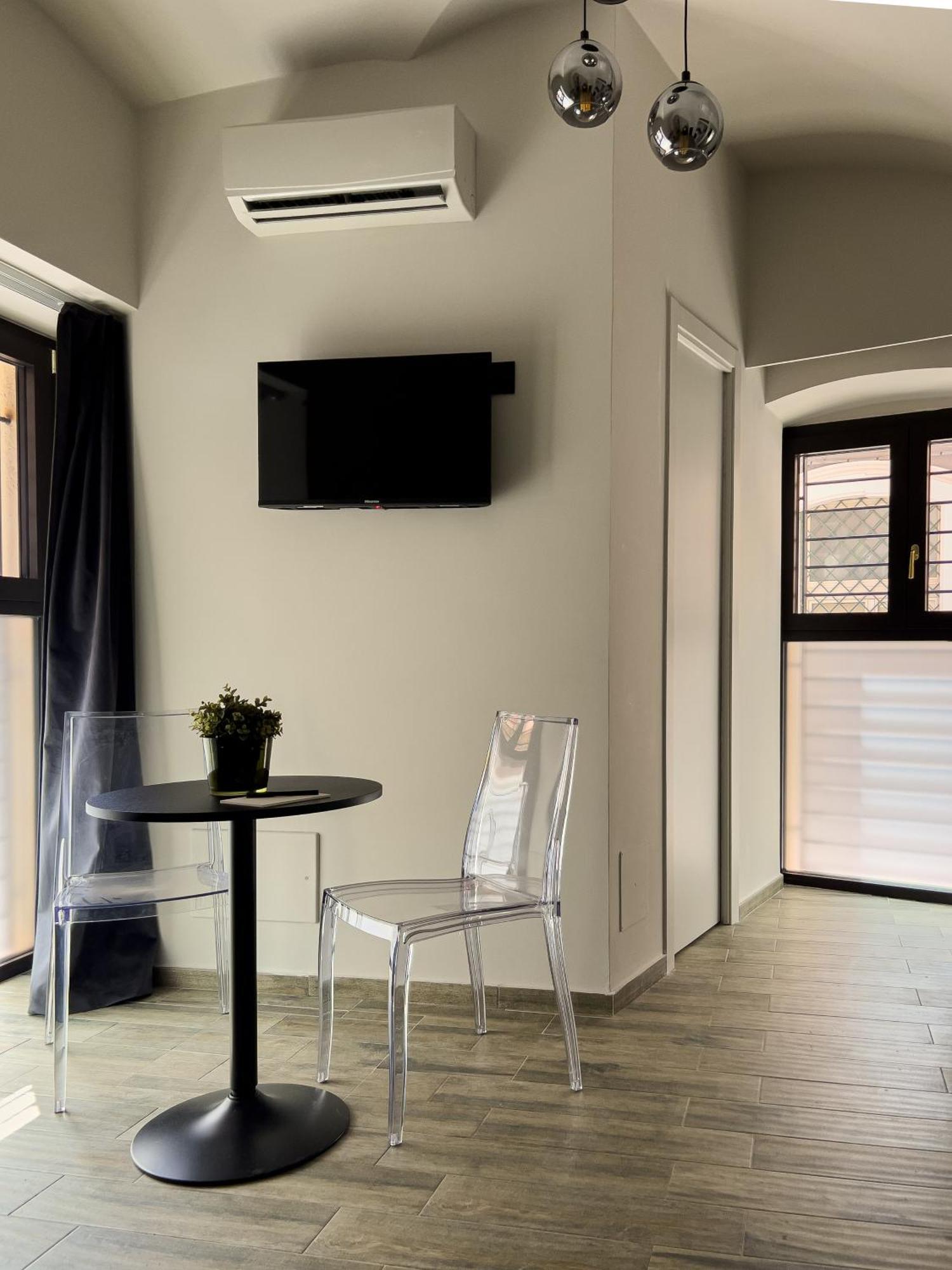 Vicolo San Gaetano -Luxury Rooms- คาตาเนีย ภายนอก รูปภาพ